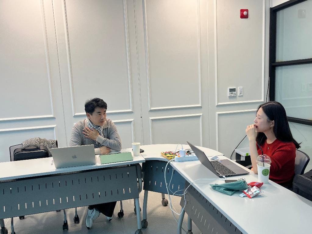 원스톱 창업컨설팅 '창업아카데미'