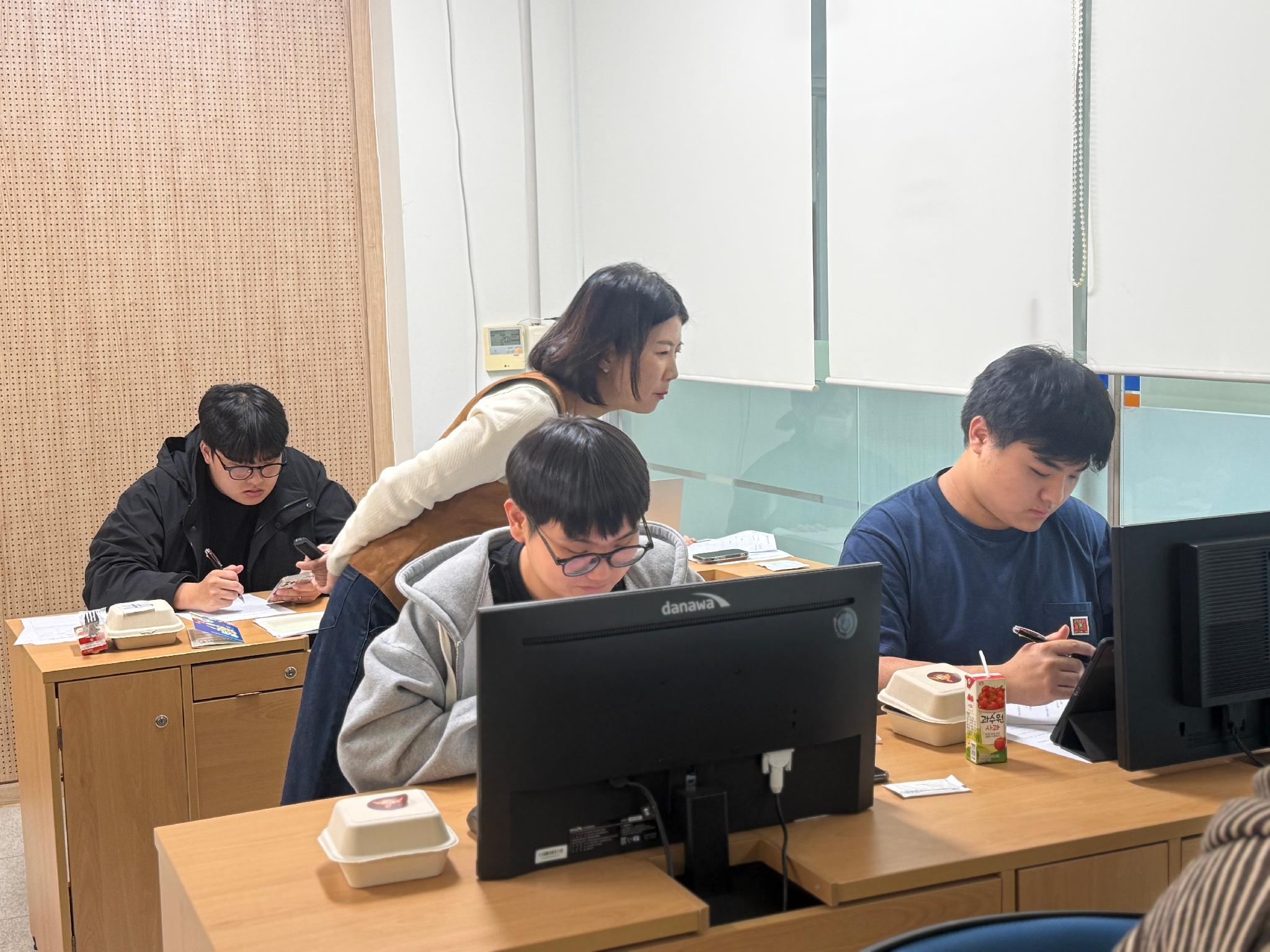 KakaoTalk_20261008_103547839_08